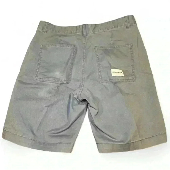Calvin Klein - stone blue flat front khaki shorts- mens size 30 - Picture 3 of 5